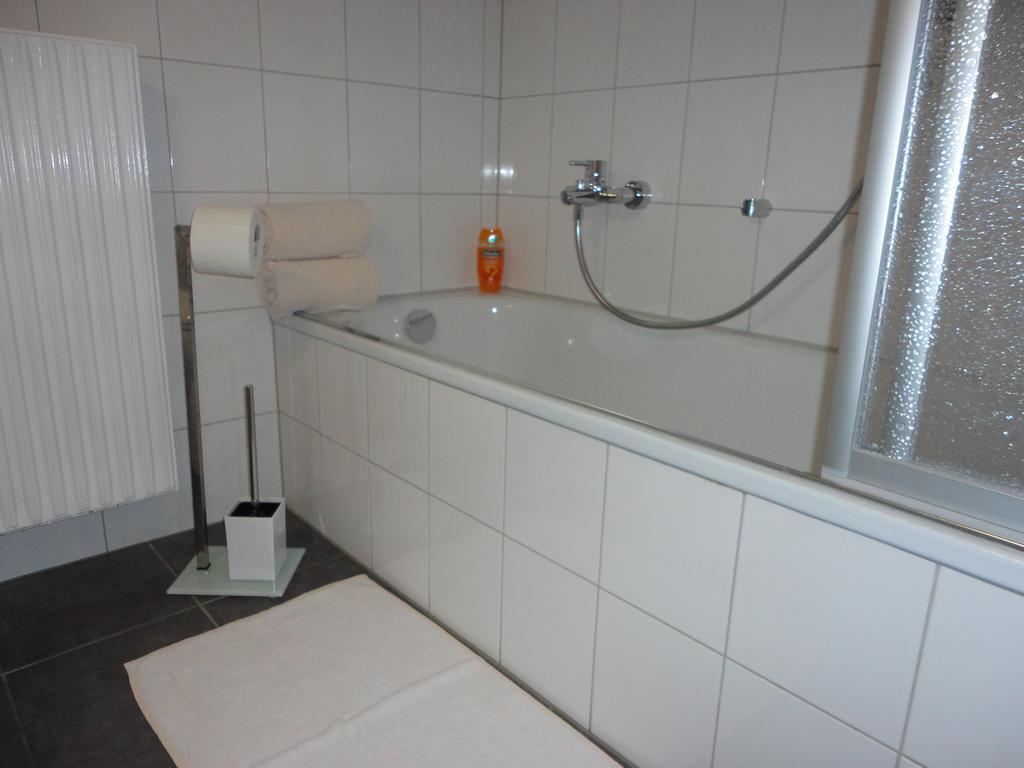 Ferienwohnung Antel Andernach Bagian luar foto